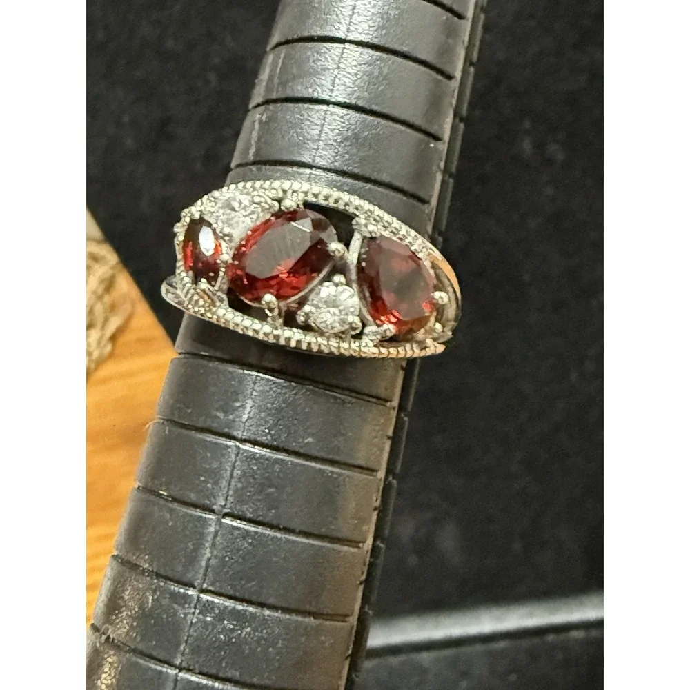925 Garnet White Zircon Ring Size 7 Cocktail Accent Sterling Silver Vintage Look